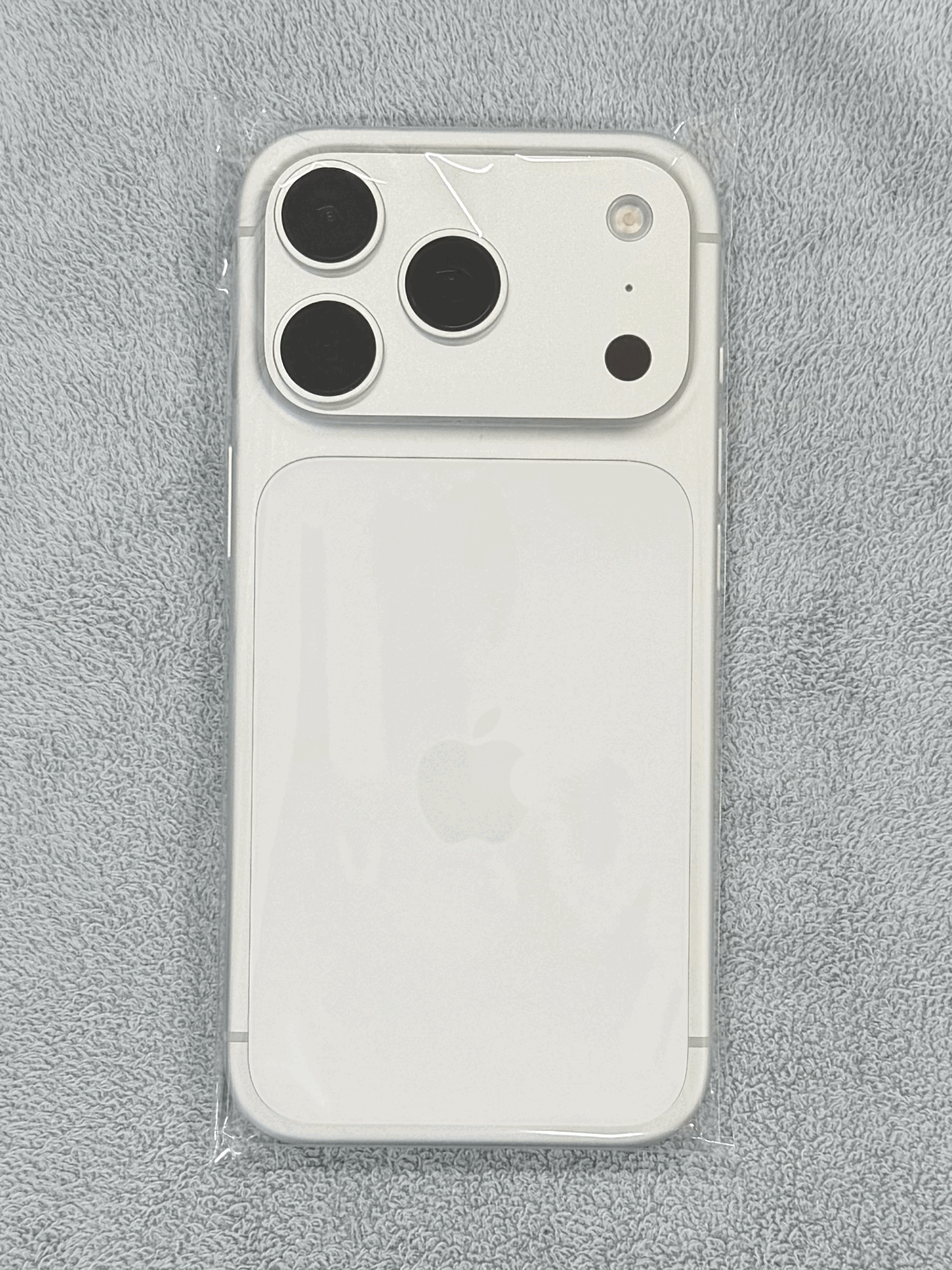 iPhone 17 Pro の商品写真