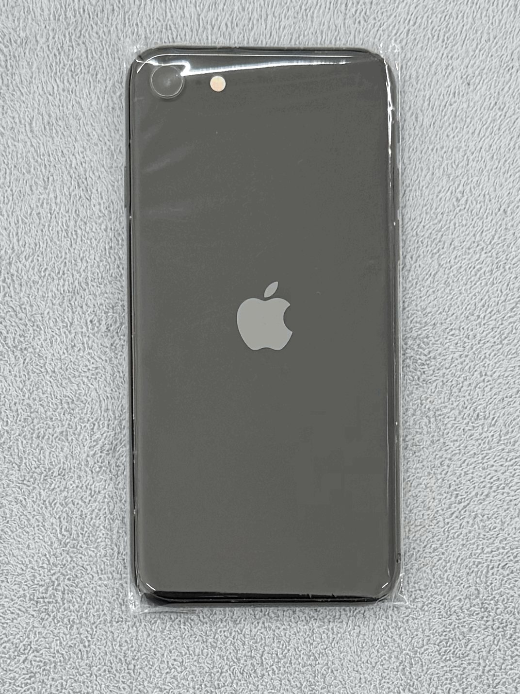 iPhone SE3 の商品写真