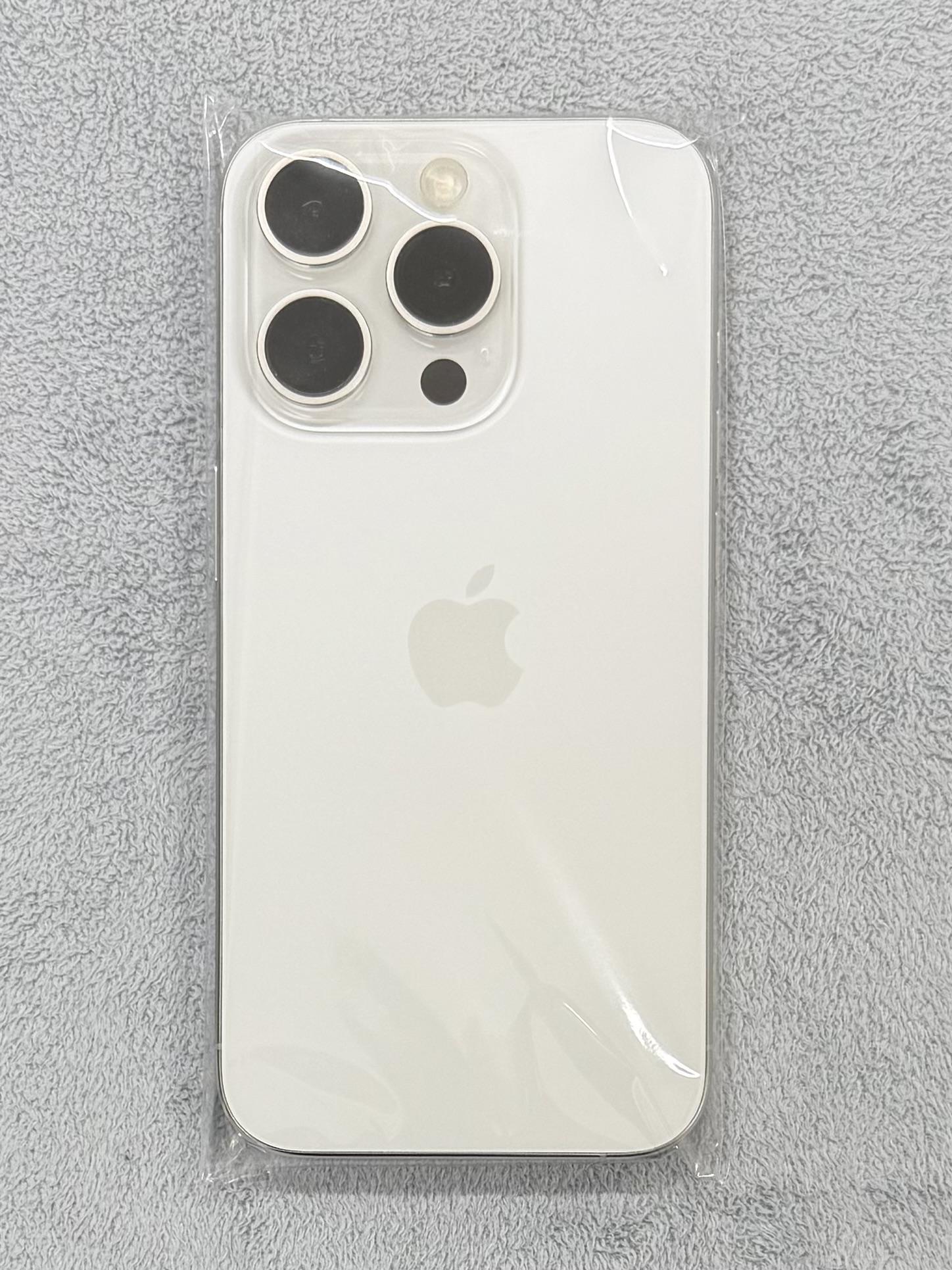 iPhone 15 Pro の商品写真